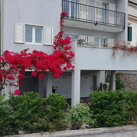 Apartment Miriam